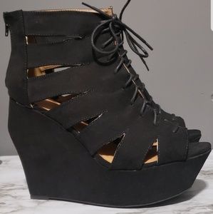 Qupid black cut heel